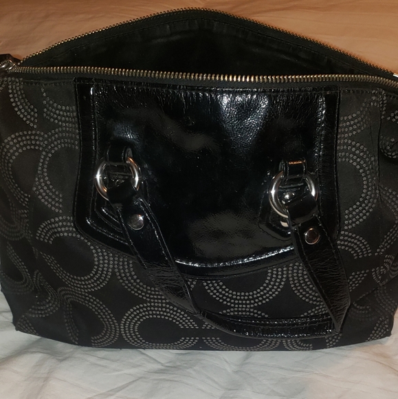 Coach Handbag - Picture 2 of 3